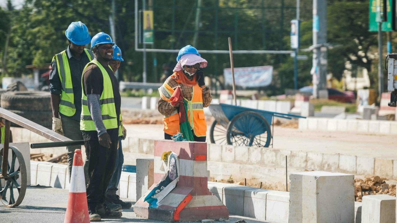 वैदेशिक रोजगार सुरक्षित बनाउन गाउँगाउँमा थालियाे सचेतना अभियान