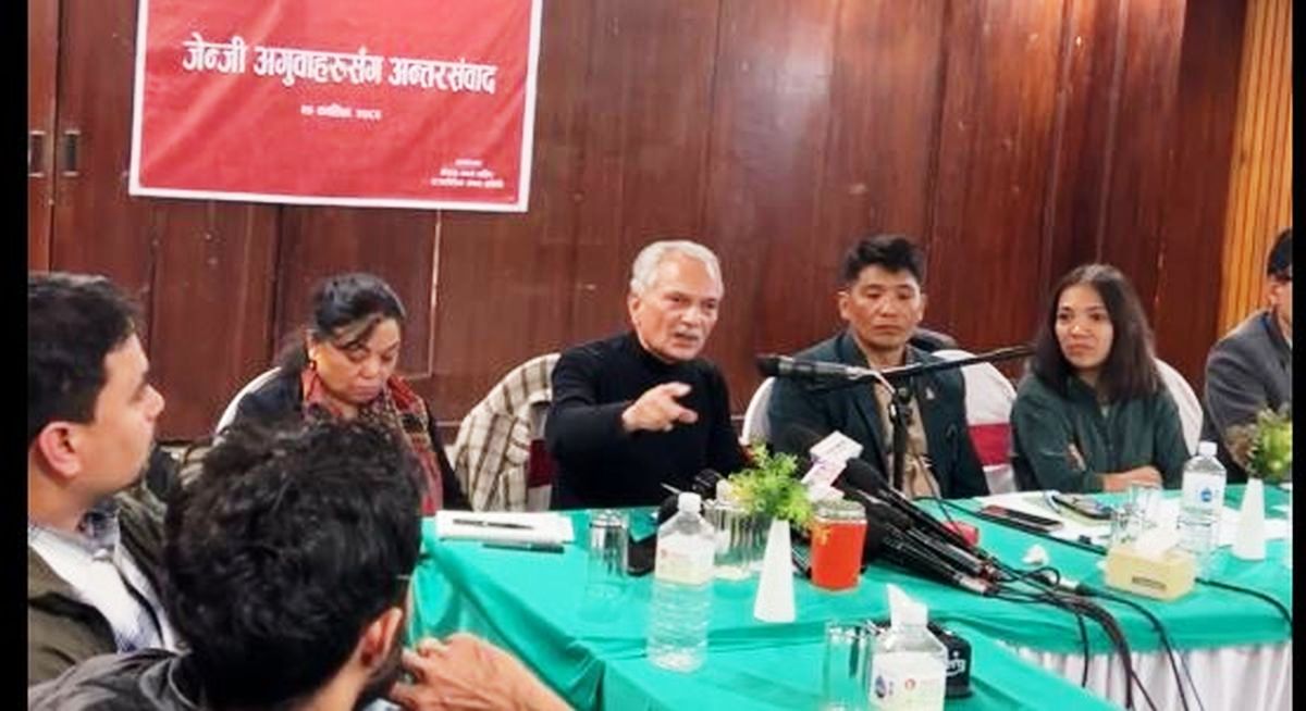 जेन–जी अगुवालाई बाबुरामको सुझाव– सरकारसँग तुरुन्तै लिखित सम्झौता गर्नुस्