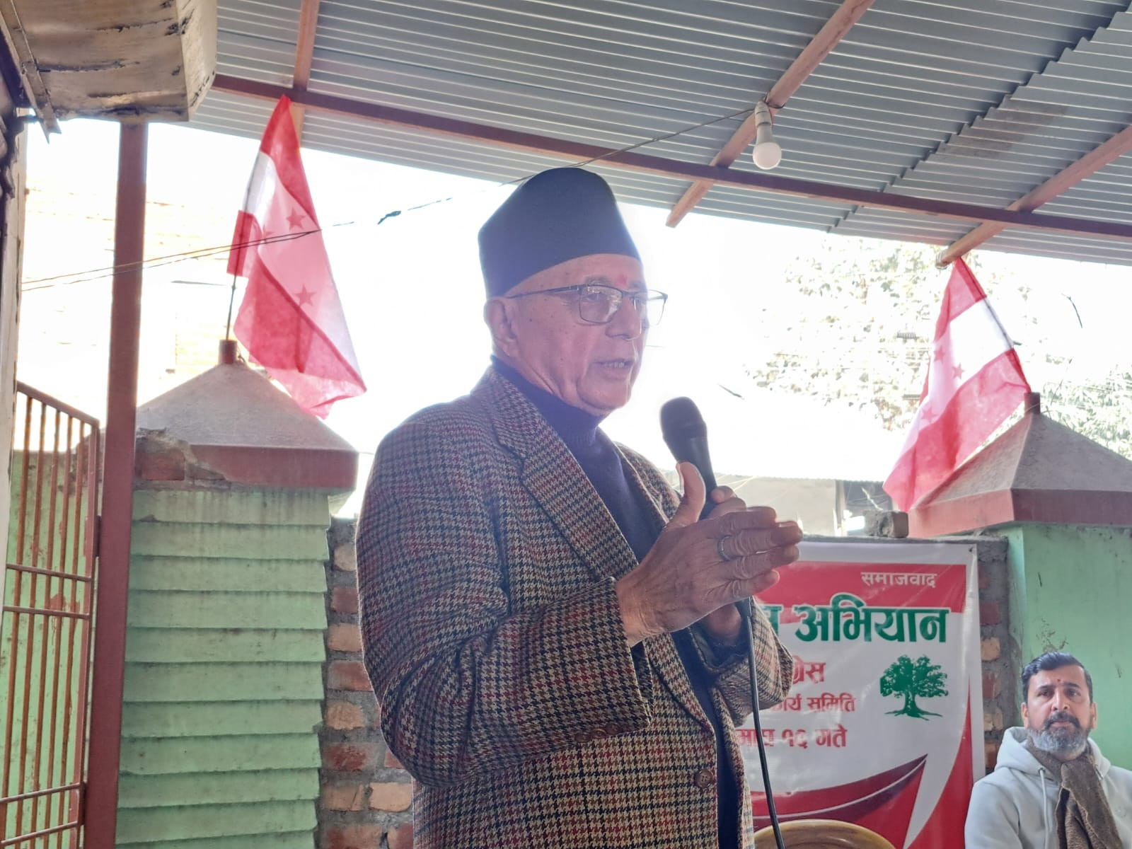 प्रधानमन्त्री प्रचण्डले शहीदहरूको अवमूल्यन हुने काम गरेको शेखर कोइरालाको आरोप 