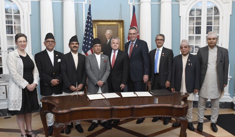 प्रतिद्वन्द्वी शक्ति राष्ट्रको भूराजनीतिक चपेटामा नेपाल