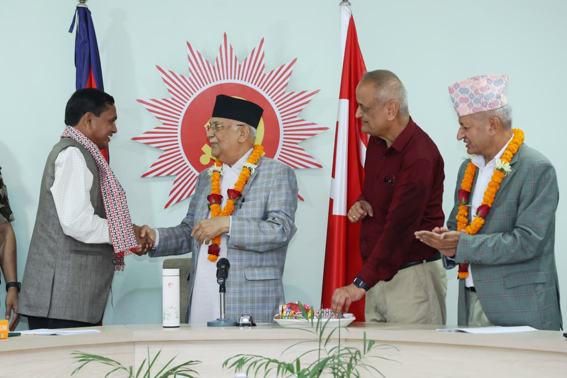 आजपाका वरिष्ठ उपाध्यक्ष साह एमेलेमा प्रवेश 