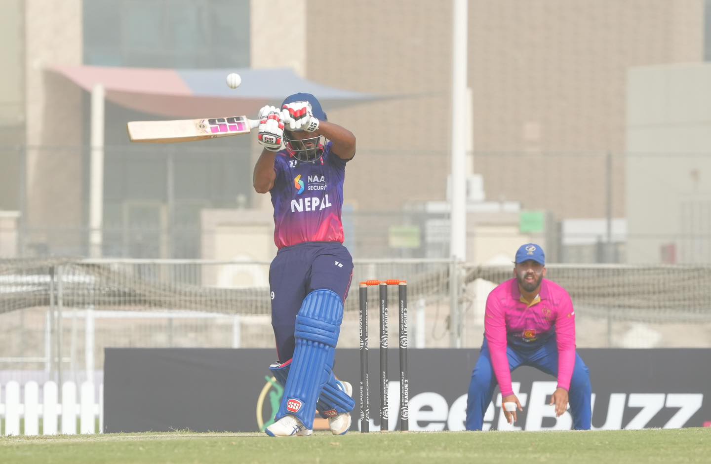 नेपालद्वारा यूएईसामु २ सय ४० रनको लक्ष्य प्रस्तुत