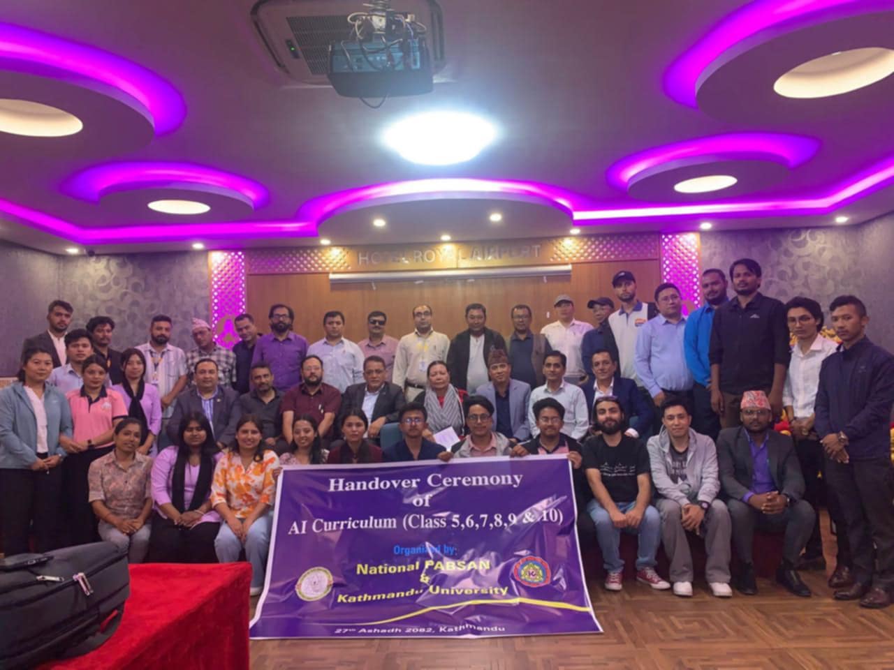 नेसनल प्याब्सन र काठमाडौं विश्वविद्यालयको आयोजनामा शिक्षकहरूलाई दिइयो एआईबारे तालिम