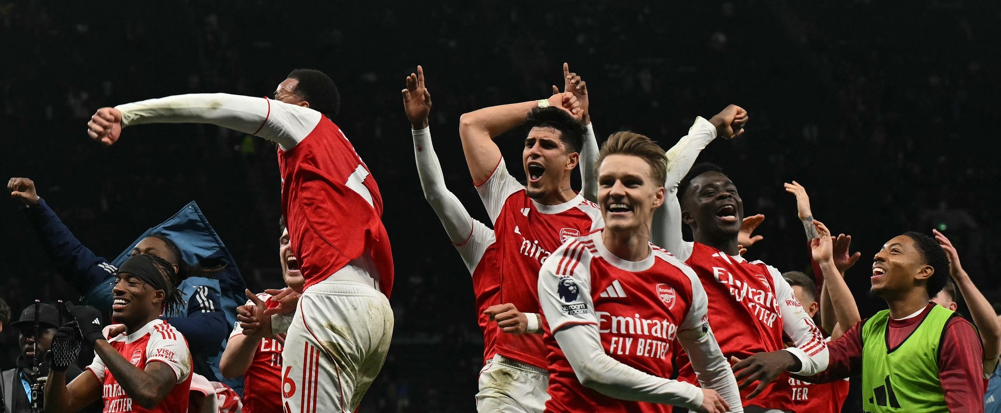  टोटनहमविरुद्ध आर्सनलको सहज जित