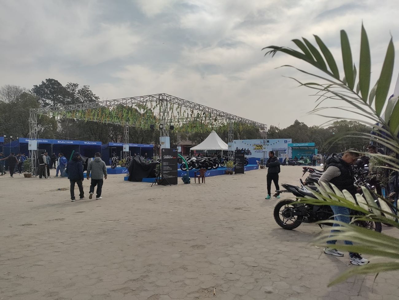 बजाज ‘नेक्स्ट जेन महाएक्सचेन्ज कार्निभल’ सुरु, नयाँ पल्सर २२० एफ एफआई सार्वजनिक