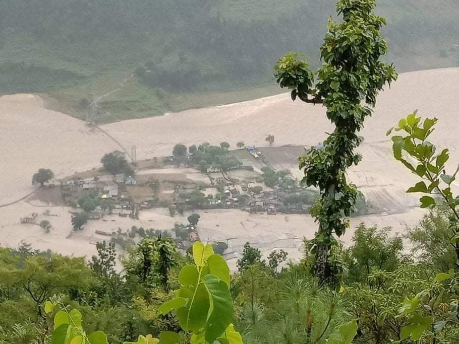 बझाङमा बाढीको र पहिरोको कहर: कहाँ के भयो ?