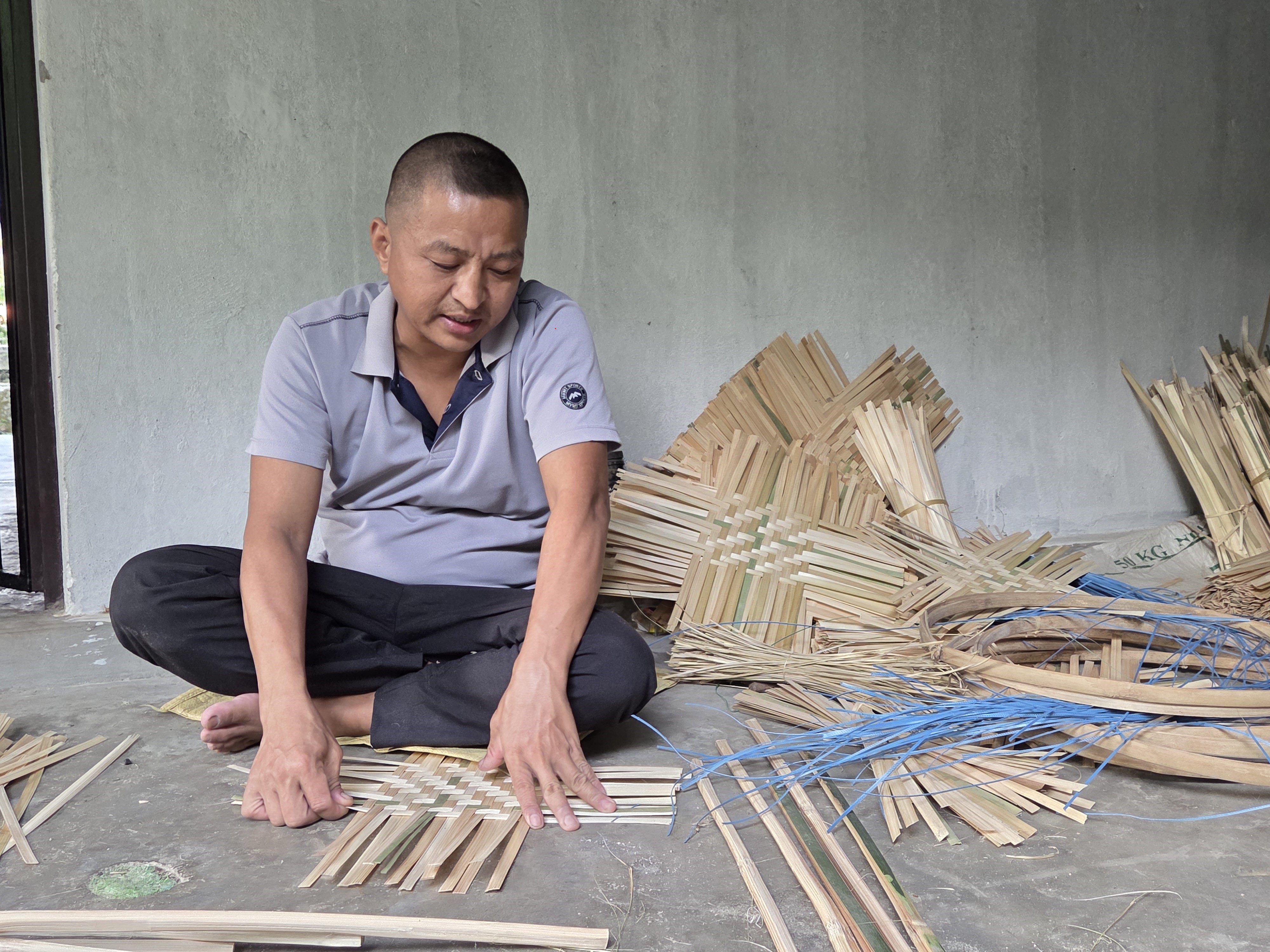 बाँसको नाङ्लो बनेको छ जीविकोपार्जनको मुख्य आधार, वार्षिक ८ लाखसम्म कमाइ