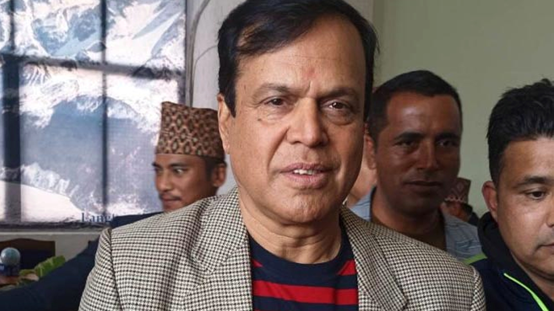 बागमती प्रदेशसभाका सभामुख भुवनकुमार पाठकले राजीनामा दिए
