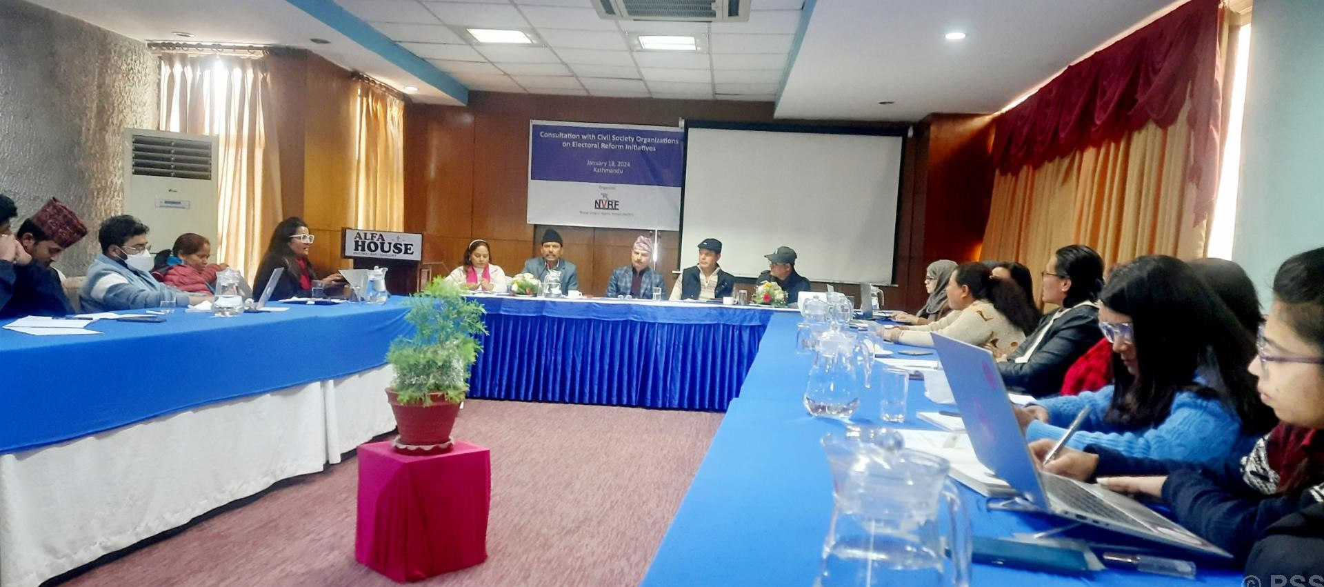 निर्वाचन आयोगले तयार पारेको विधेयक सच्याउनुपर्नेमा सरोकारवालको जोड