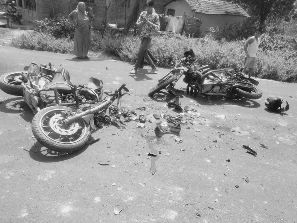 धनुषामा मोटरसाइकल दुर्घटना, दुई जनाको मृत्यु