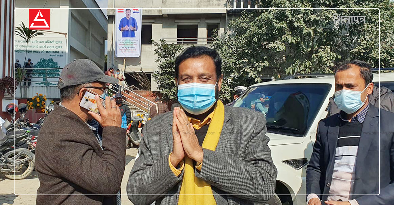 जलवायु परिवर्तनको मुद्दा उठाउँदै भोट माग्दै विमलेन्द्र निधि