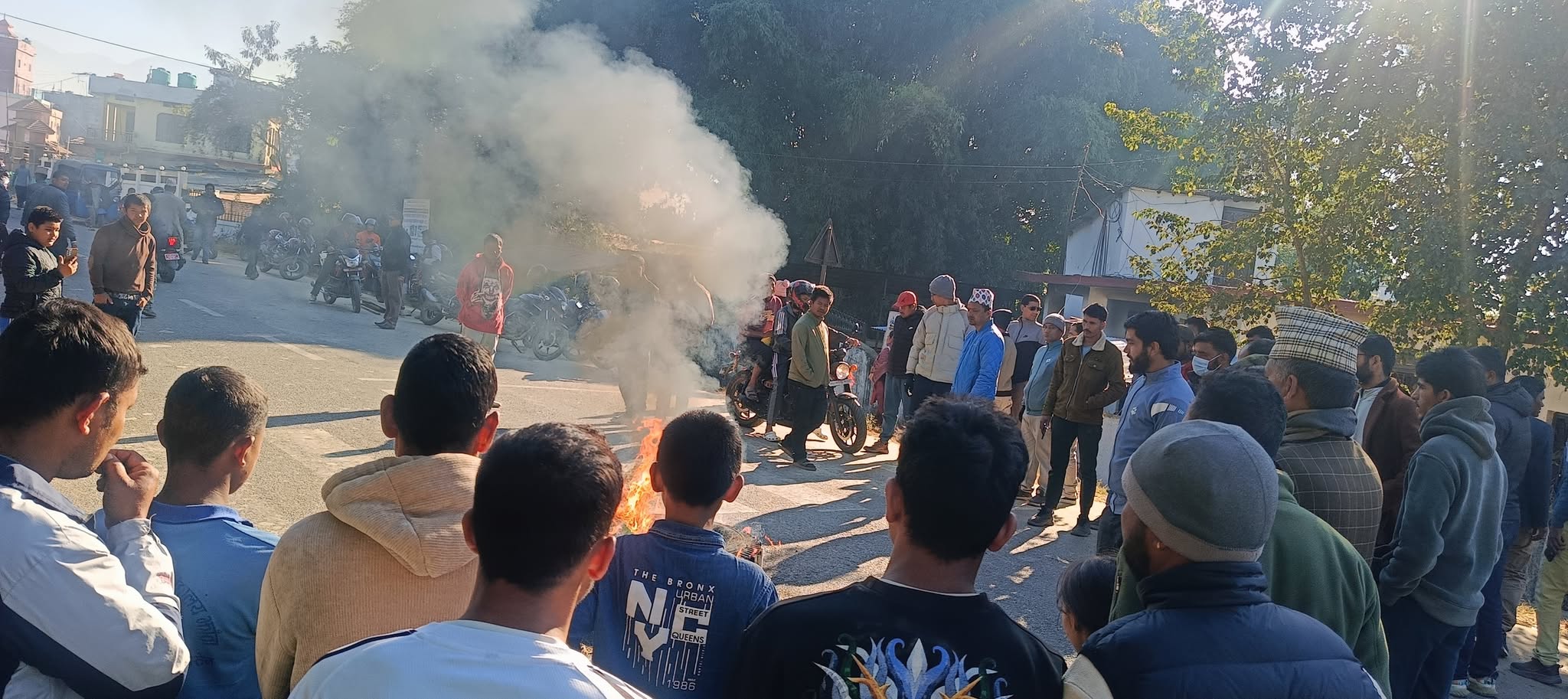 पत्रकार आचार्यको दुर्घटना शंकास्पद रहेको भन्दै आफन्त आन्दोलित