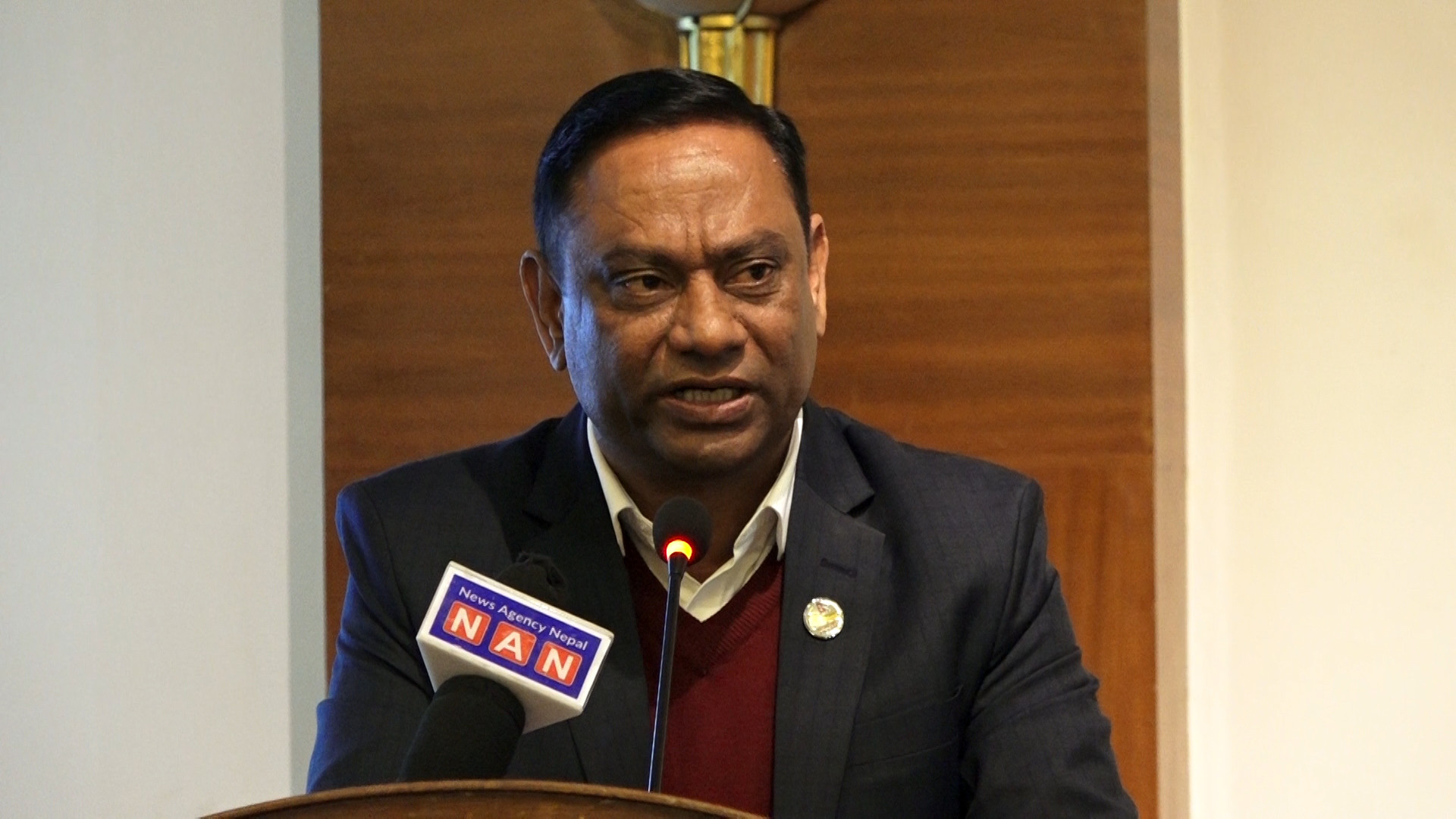 वनमन्त्री महतोको निरीहता- नेपालमा जलवायु परिवर्तनसम्बन्धी लगानी भित्र्याउन सक्ने अवस्था छैन