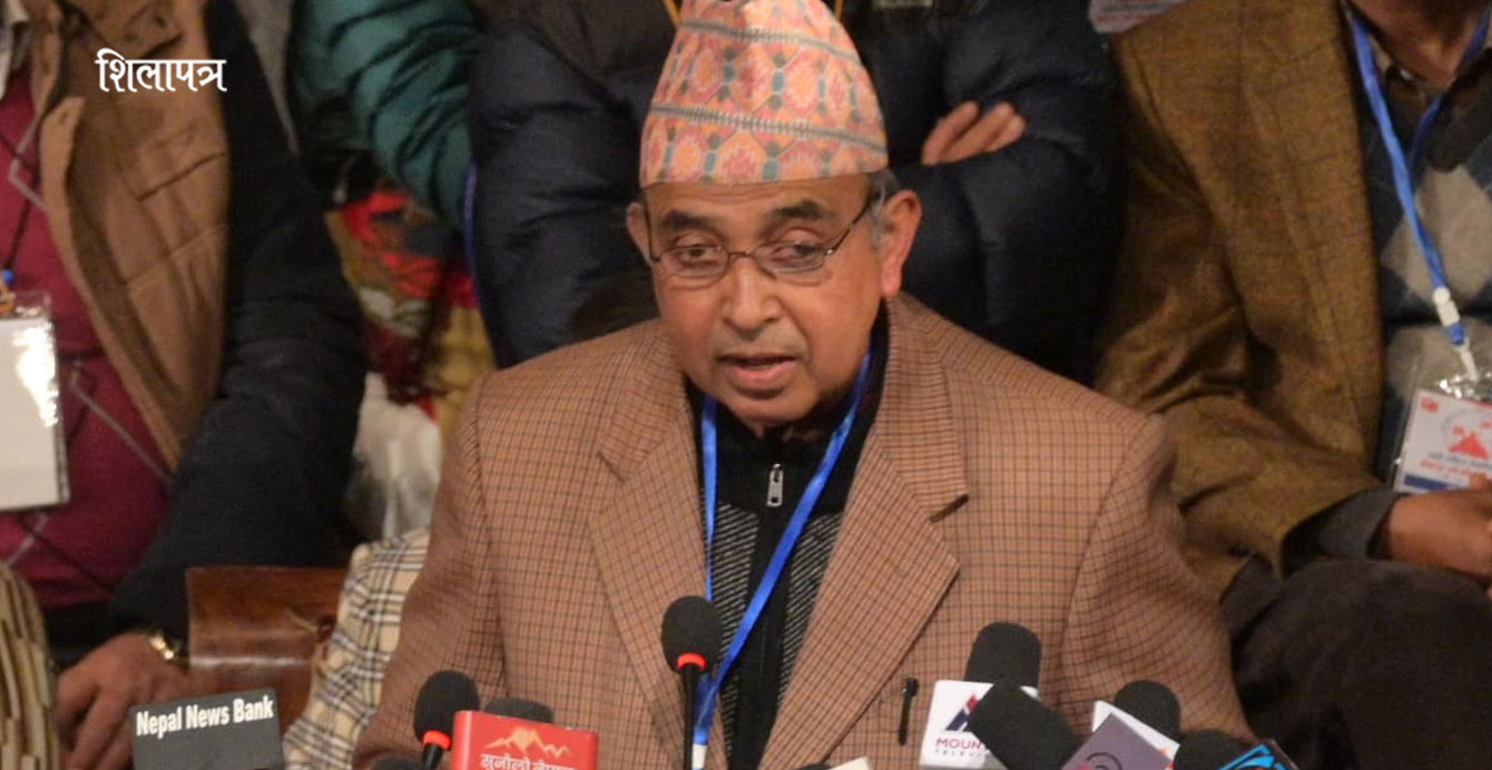 जनयुद्ध प्रायोजित रहेको आरोप लगाउँदै मैनालीले भने- माओवादी २४ क्यारेटको मार्क्सवादी होइन