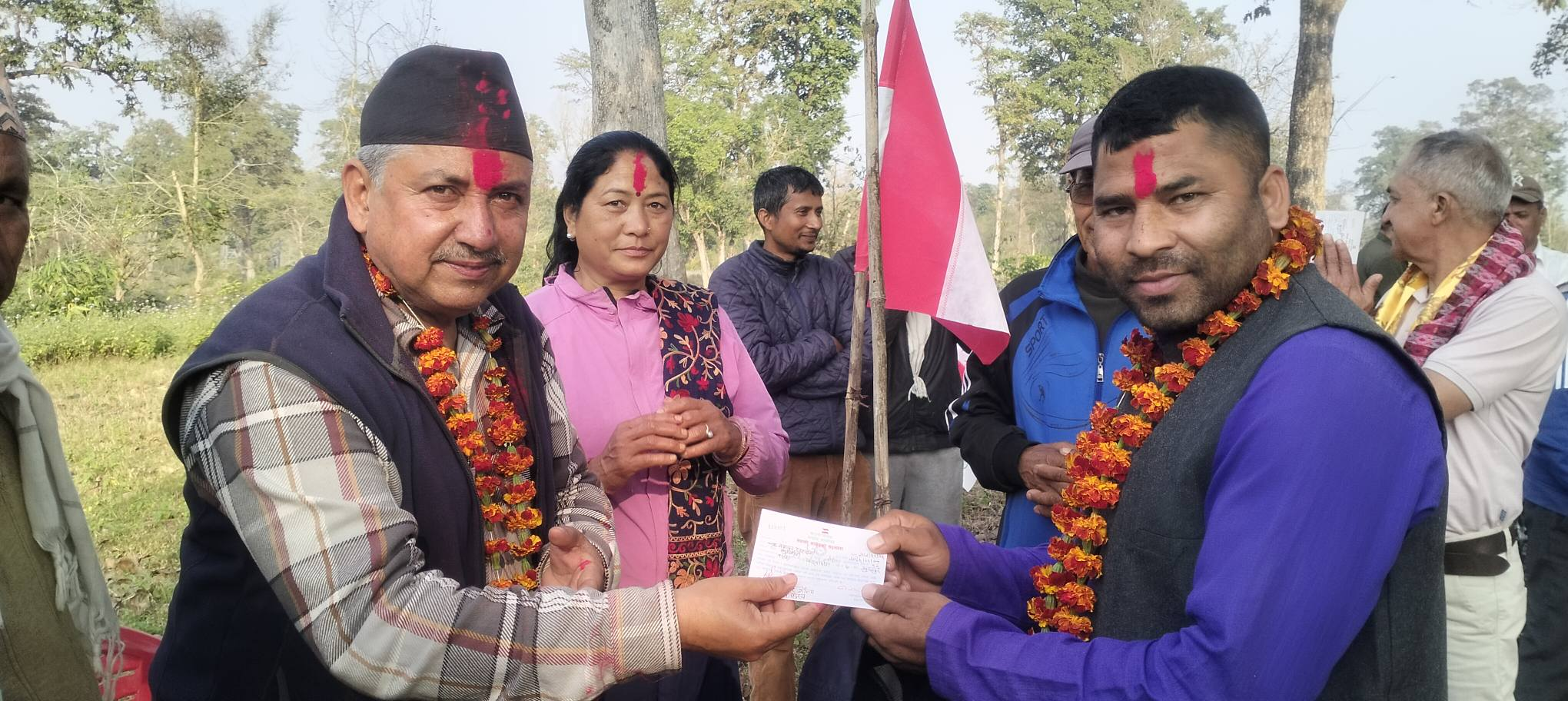 एमाले बाँके पूर्वजिल्ला सदस्य सुवेदी कांग्रेस प्रवेश