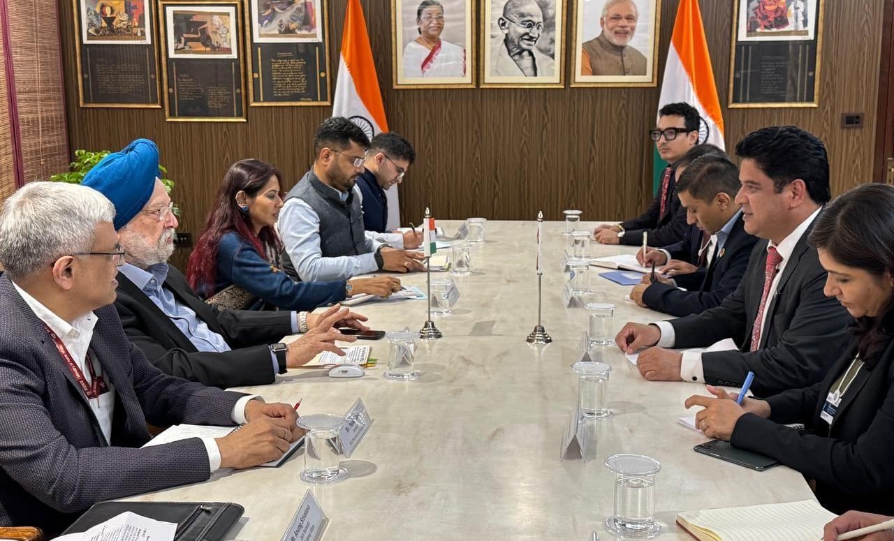 सिलीगुडी–झापा र अमलेखगञ्ज चितवन पाइपलाइन विस्तारबारे छलफल