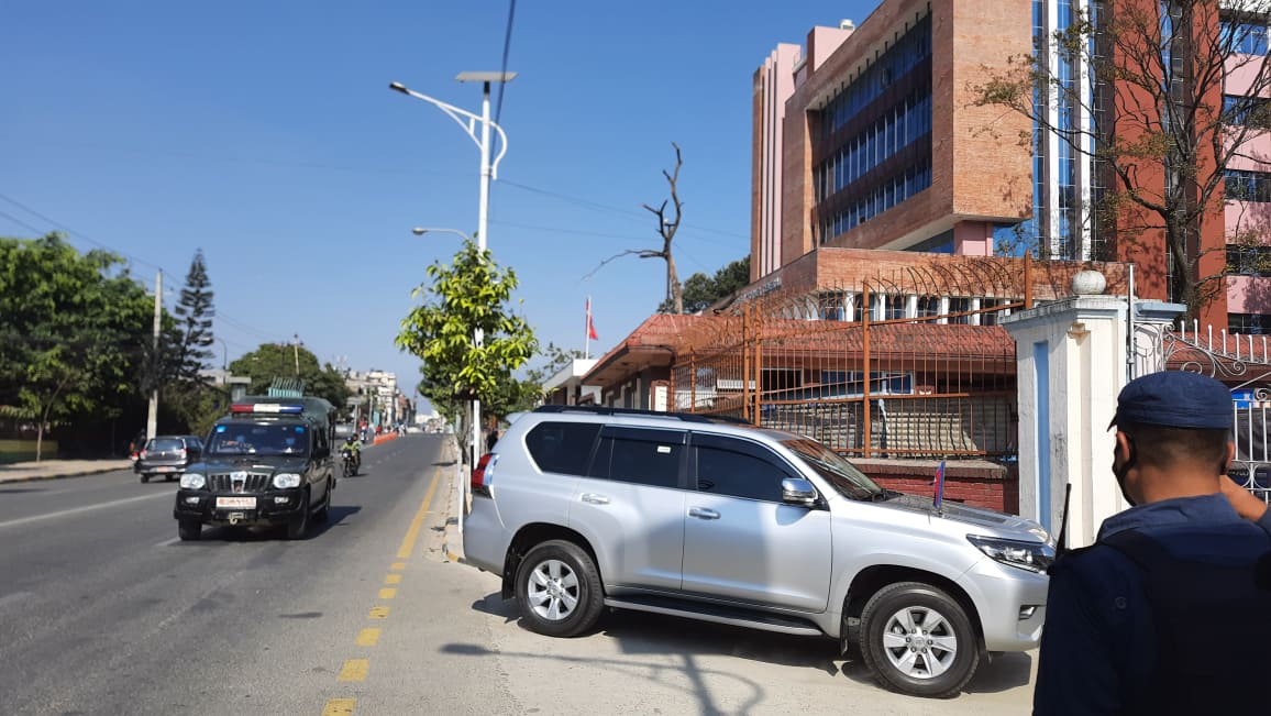 प्रधानन्यायाधीश जबरा आज पनि वैकल्पिक बाटोबाट छिरे सर्वोच्च 