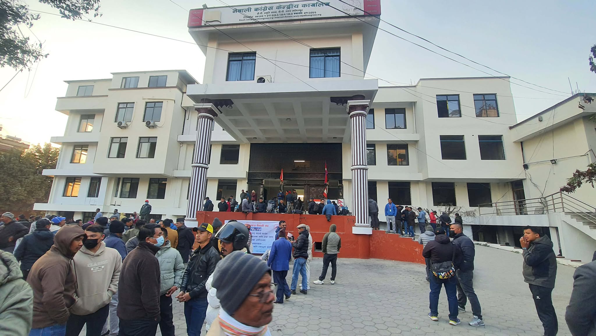 कांग्रेस केन्द्रीय समिति बैठक स्थगित, भोलि बस्ने