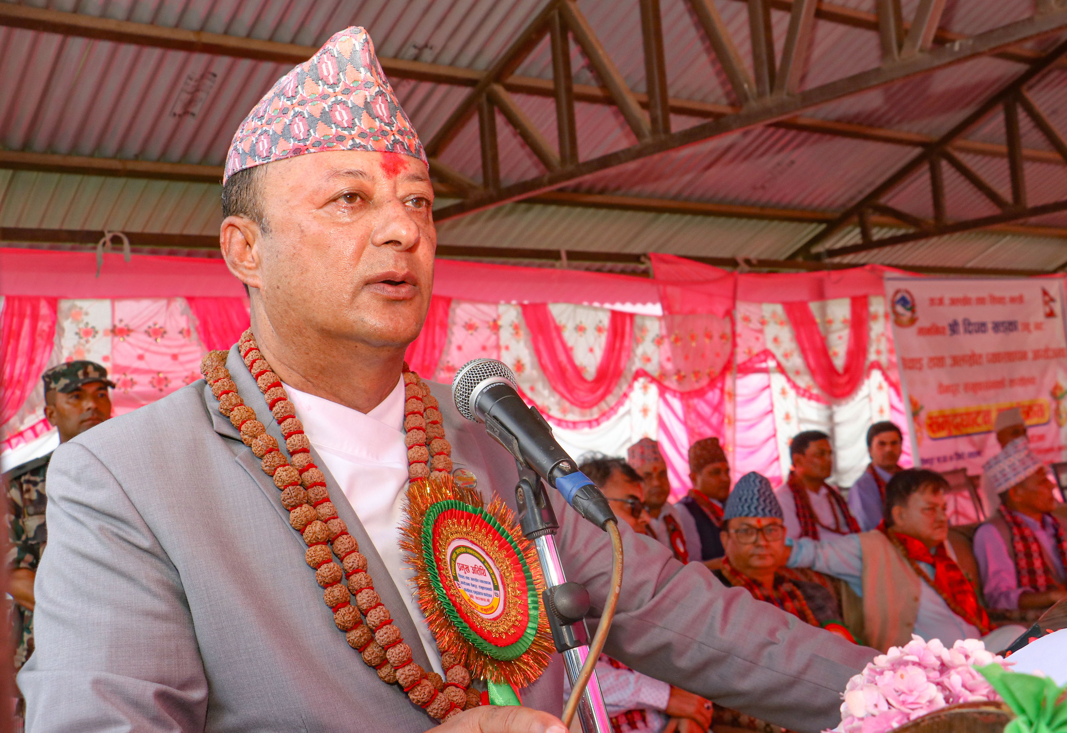 किमाथाङ्का राष्ट्रिय महत्वको नाका हाे: ऊर्जामन्त्री खड्का