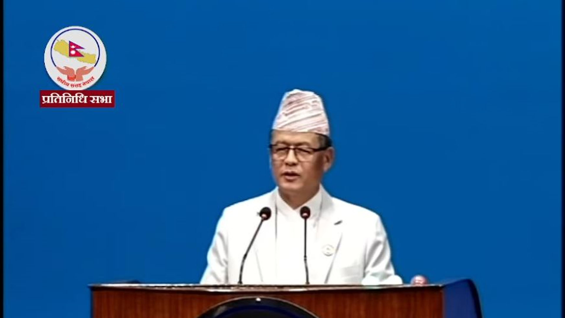 सांसद गुरुङ भन्छन्- अर्बौ ऋण लिएर खोलिएका मेडिकल कलेजले सम्बन्धन नपाउँदा नेपालबाट खर्बौं रुपैयाँ बाहिरियो