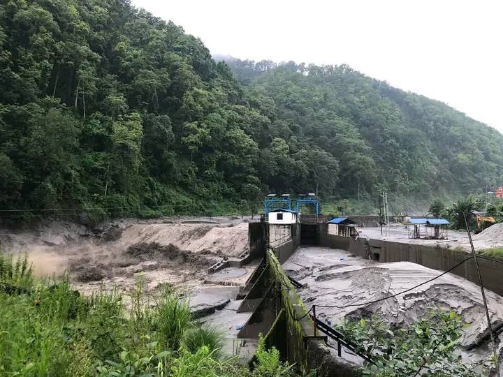 बाढीले इन्द्रावती तेस्रो जलविद्युत् आयोजनामा क्षति