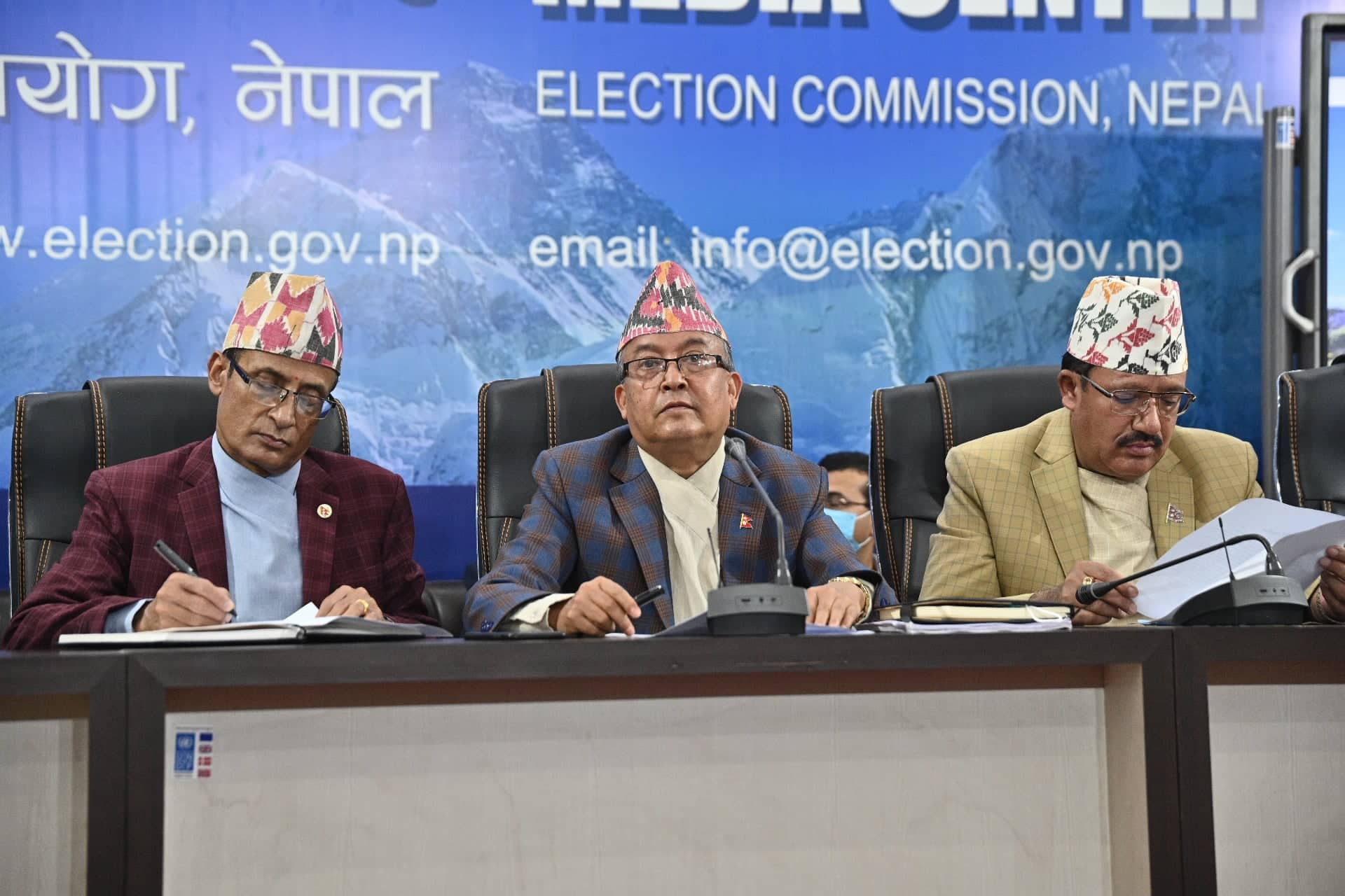 निर्वाचन आयोगले समानुपातिक निर्वाचनको कार्यक्रम ८ भदौबाट सुरु गर्ने 