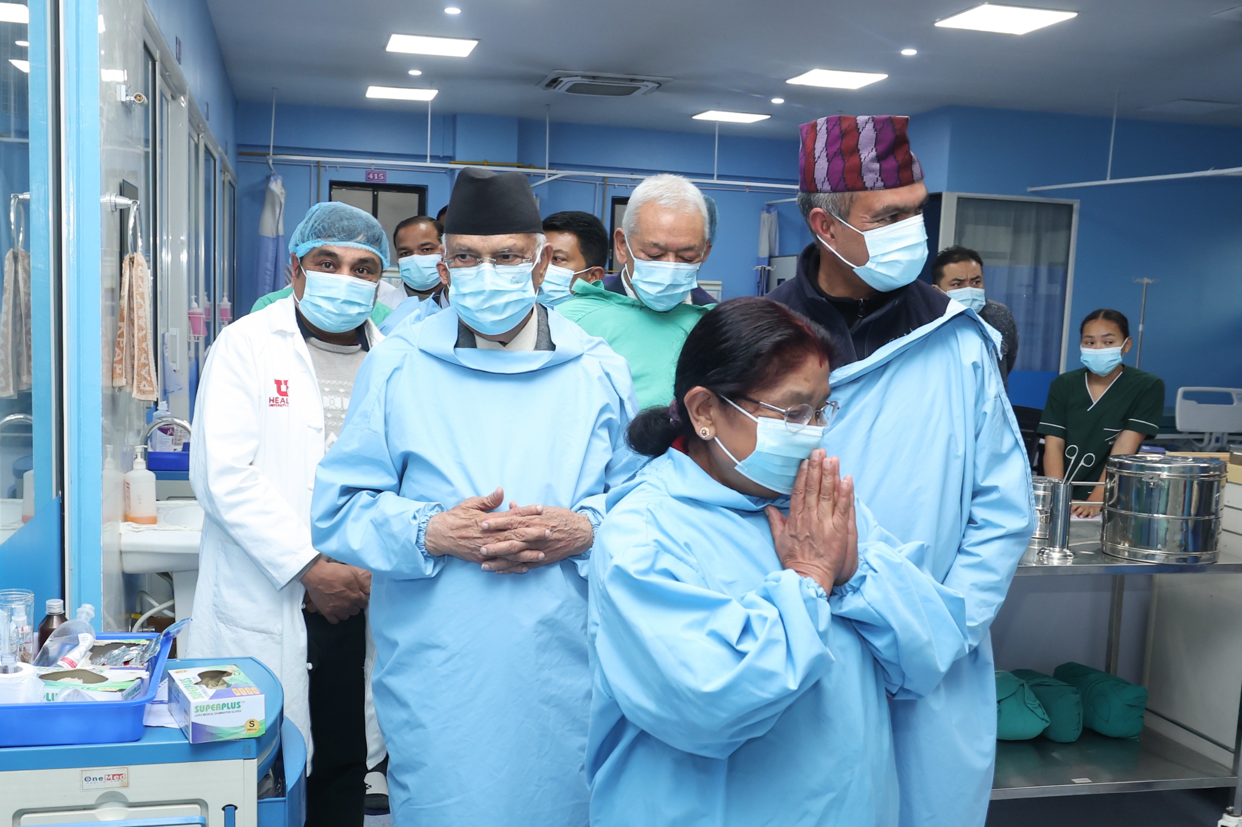 अर्थमन्त्री पौडेल र मेयर आचार्यको अवस्था बुझ्न प्रधानमन्त्री कीर्तिपुरमा 