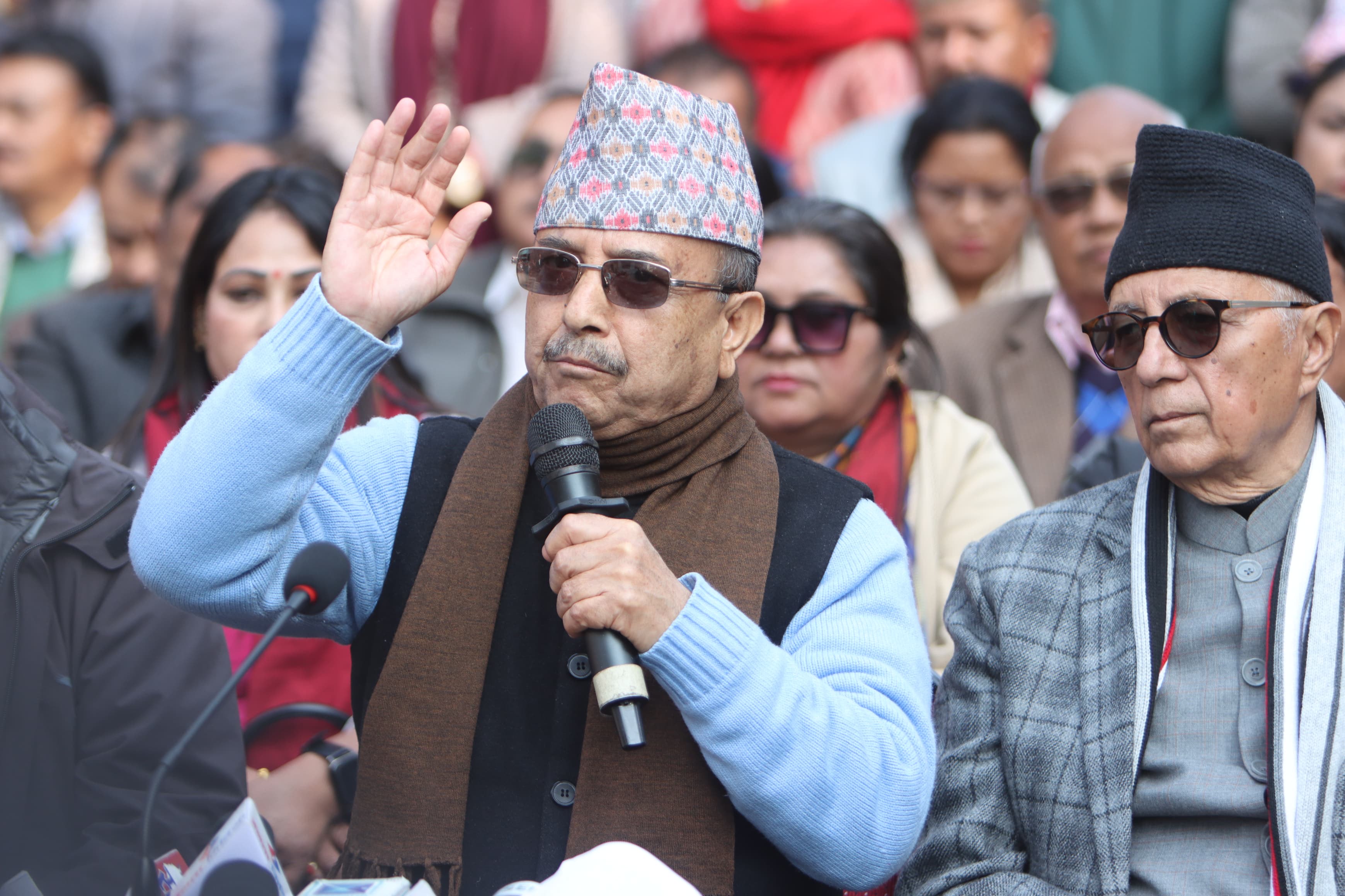 आयोगलाई चेतावनीदेखि शेखरको माैनतासम्म : देउवा कांग्रेसको पत्रकार सम्मेलनका पाँच हाइलाइट्स