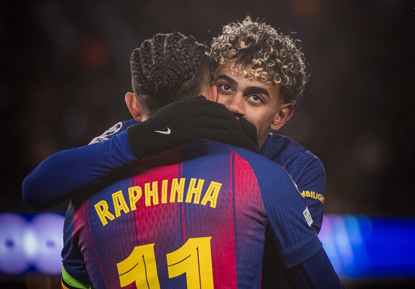 बार्सिलोना च्याम्प्यिन्स लिगको अन्तिम १६ मा 