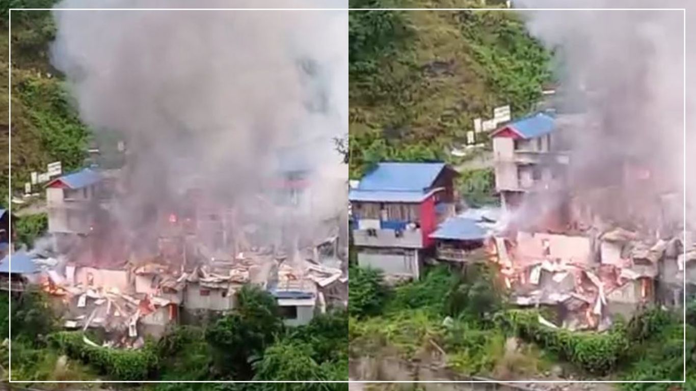 ताप्लेजुङको दोभानमा भीषण आगलागी, करिब १० घर जले