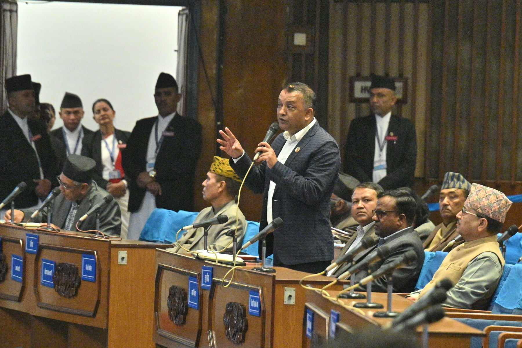 रवि लामिछाने गोर्खा मिडियाको सञ्चालक हुँदै सहकारीको करोडौँ रकम लगियोः गगन थापा