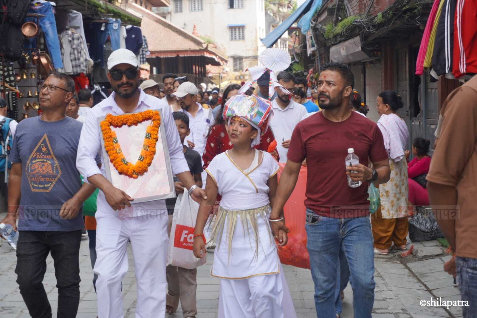 आजदेखि गाईजात्रा, उपत्यकामा विशेष चहलपहल (तस्वीरहरू)