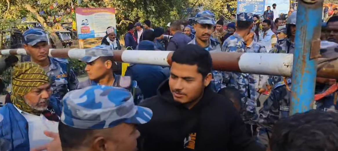 गौरीफन्टा नाकामा तनाव