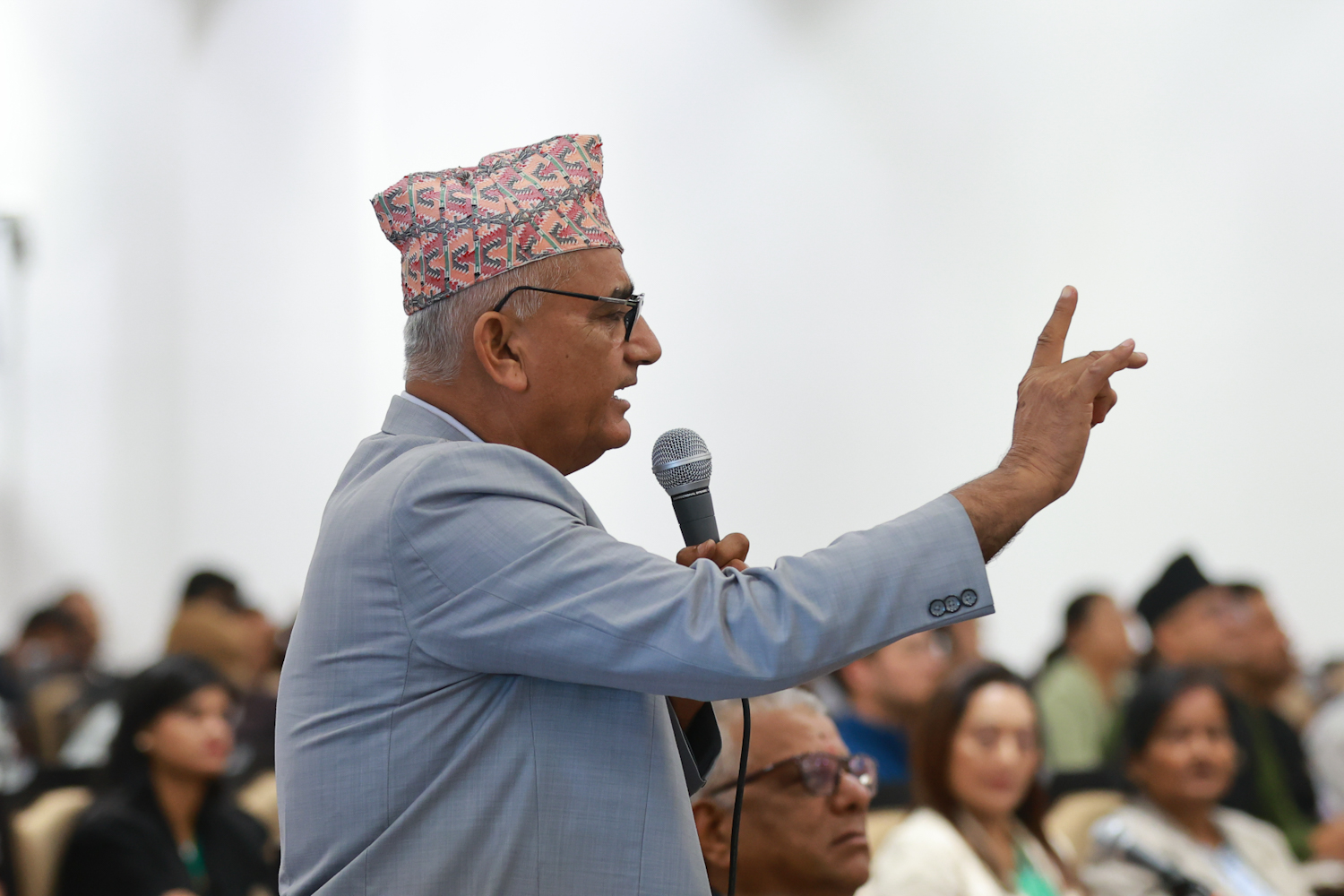 सुकुम्बासीको बास भत्काएर महिनाको १५ हजार दिनु अमानवीय : एमाले सांसद बराल (भिडियोसहित)