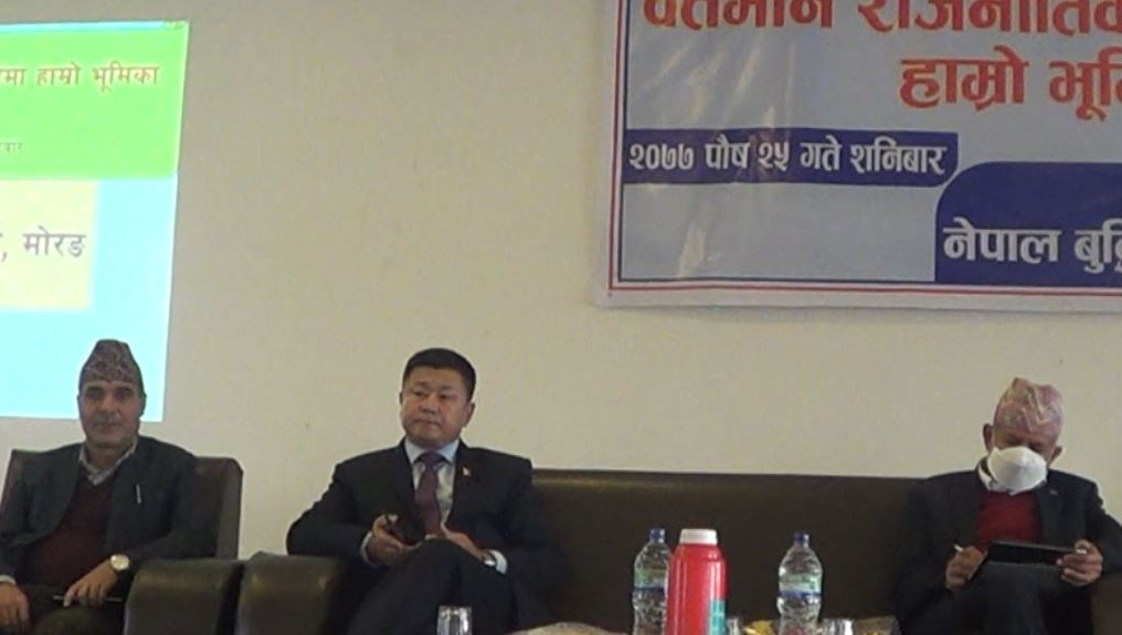 पूर्वप्रधानन्यायाधीशहरूले भ्रम सिर्जना गर्न खोजे : मन्त्री ज्ञवाली
