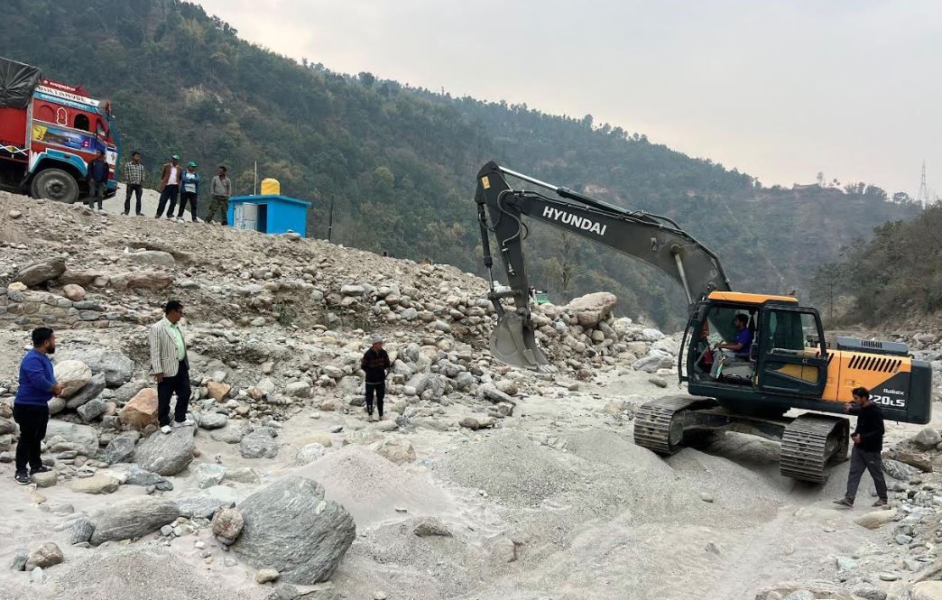 पाँचथरको हेवा खोलामा सुरु भयो बेलिब्रिज निर्माणको काम