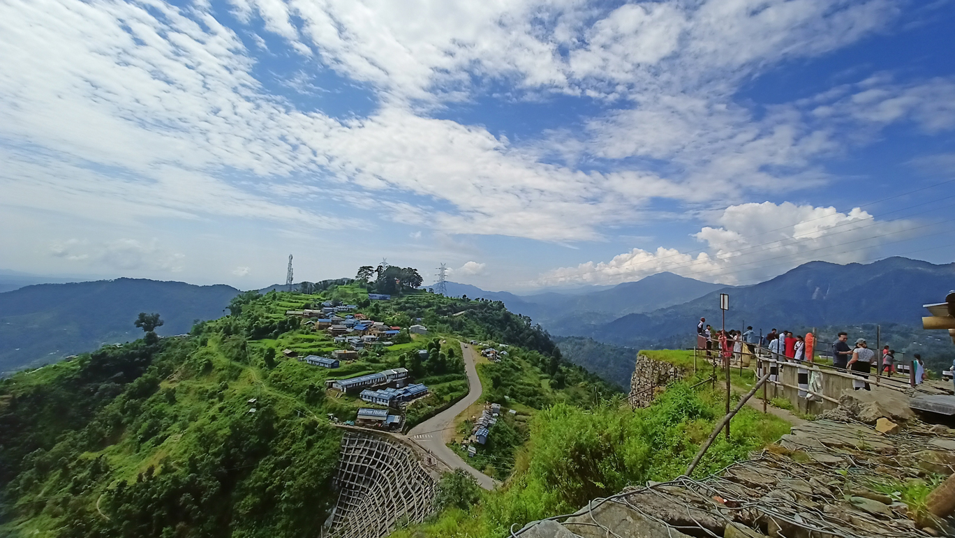 १७ परिवारले चलाइरहेको होमस्टे, जहाँ पर्यटक फर्कीफर्की आउँछन्