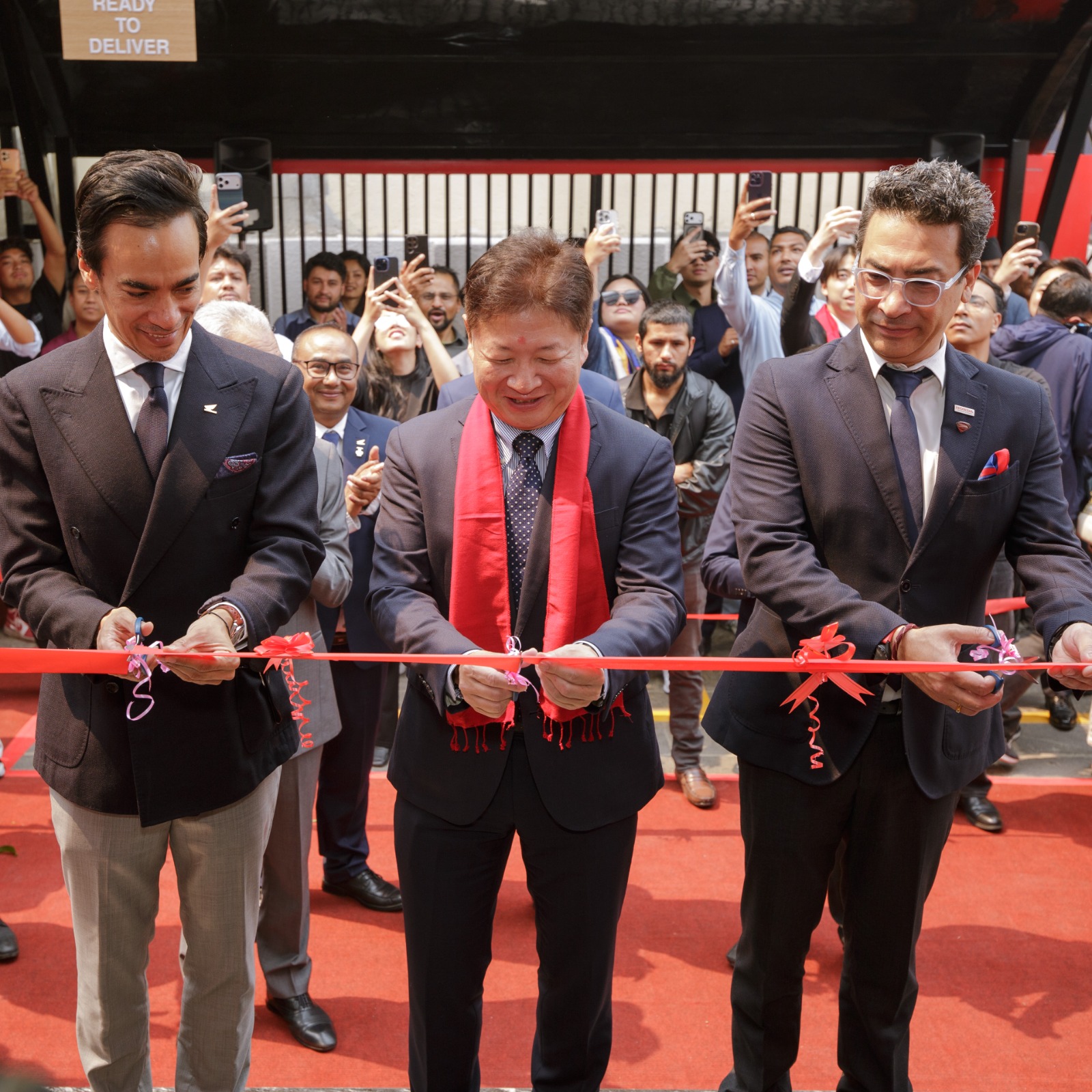 स्याकार ट्रेडिङका दुई प्रिमियम होन्डा सेवा केन्द्र सञ्चालनमा