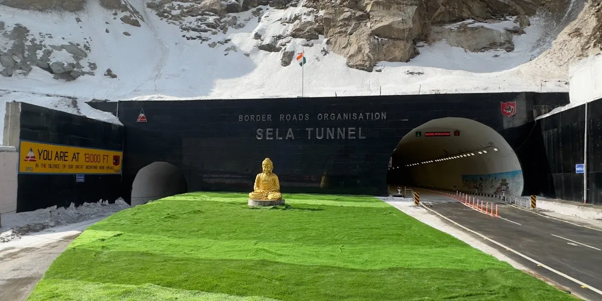 हिमालसम्म सुरुङ, सडक र एयरस्ट्रिप्स निर्माण गर्दै भारत