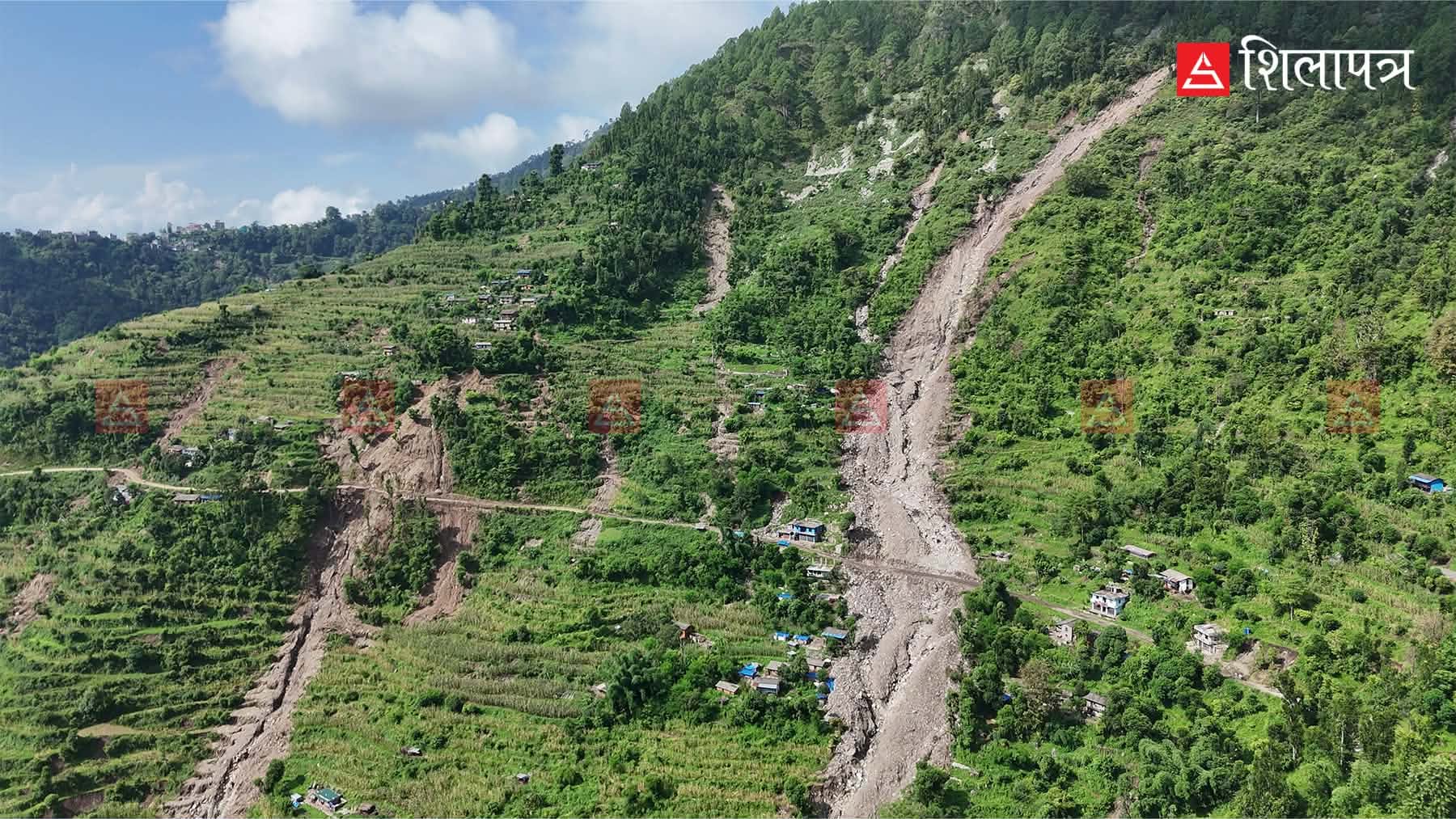 जाजरकोट भूकम्पपीडितका दु:ख : पहिराेले घर बनाउने जग्गासमेत लग्यो