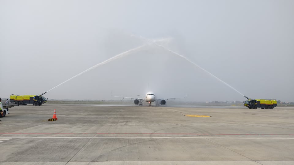 नेपालमा दोस्रो अन्तर्राष्ट्रिय विमास्थलबाट व्यावसायिक उडान सुरु, भैरहवामा जजिराको विमान अतवरण