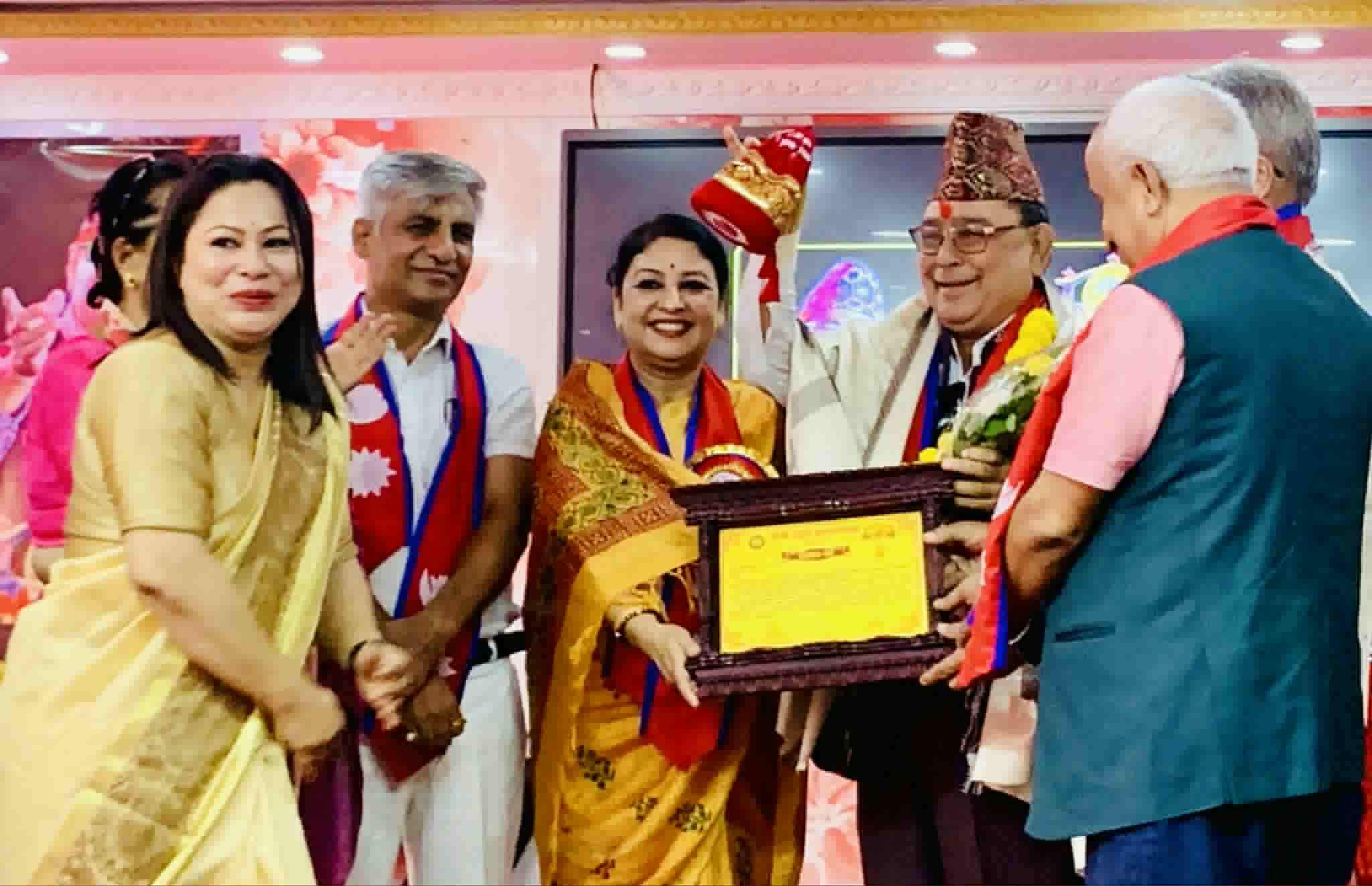 स्रष्टा वम देवान र खेम नेपालीलाई जेबी टुहुरे स्मृति पुरस्कार प्रदान