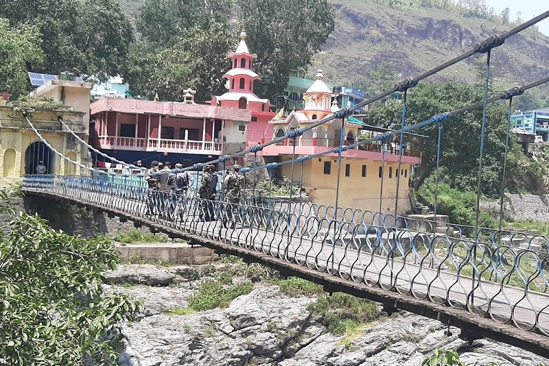 झुलाघाट नाका आंशिकरूपमा सञ्चालन