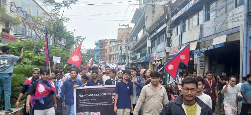 विराटनगर र इटहरीमा पनि प्रदर्शन गरिरहेछन् जेन–जी