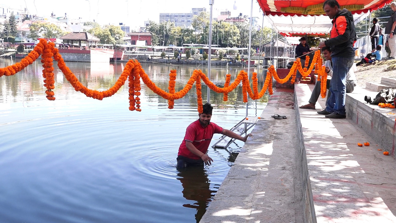 काठमाडौंमा छठ पर्वको तयारी पूरा (तस्वीरहरू)