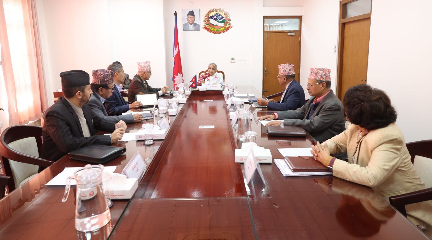 सिंहदरबारमा मन्त्रिपरिषद् बैठक जारी