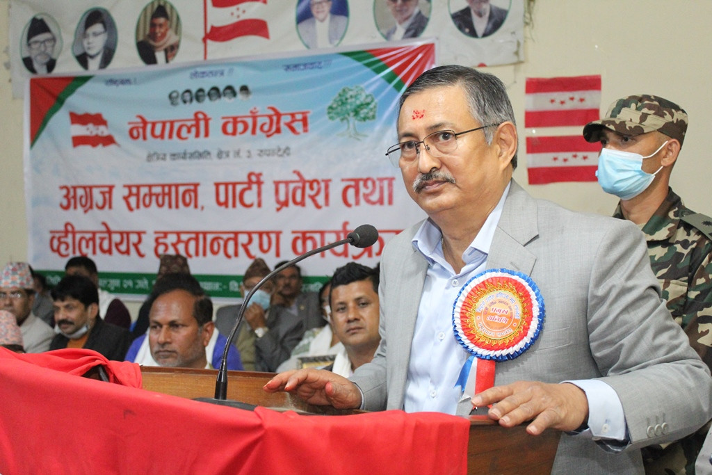 गृहमन्त्री खाँण भन्छन्- तारबाट सेना हैन, बिजुली आउँछ