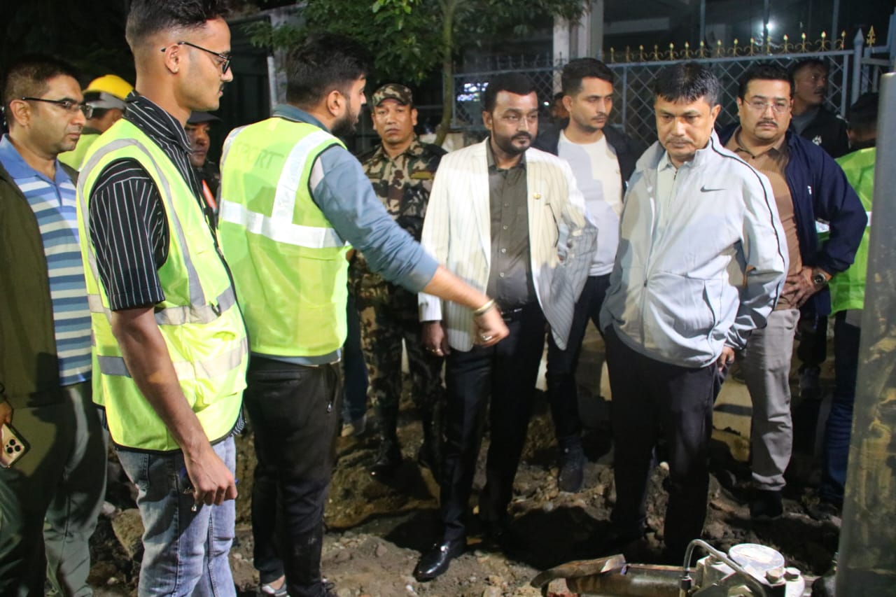 खानेपानीमन्त्री यादवद्वारा मध्यरातमा छड्के अनुगमन