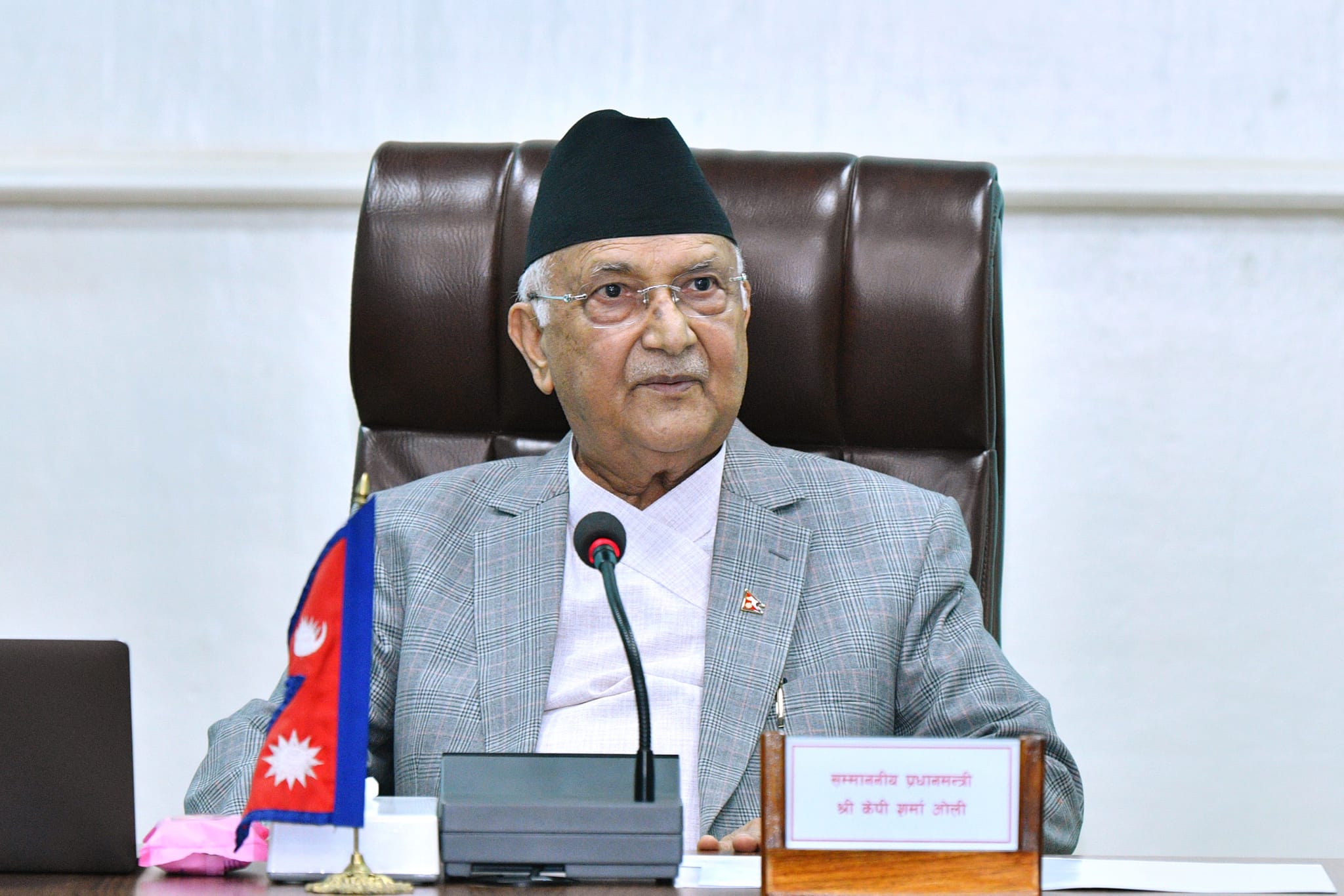 काभा महिला भलिबल: भारतविरुद्धको नेपालको खेल हेर्न प्रधानमन्त्री ओली कभर्ड हल जाने