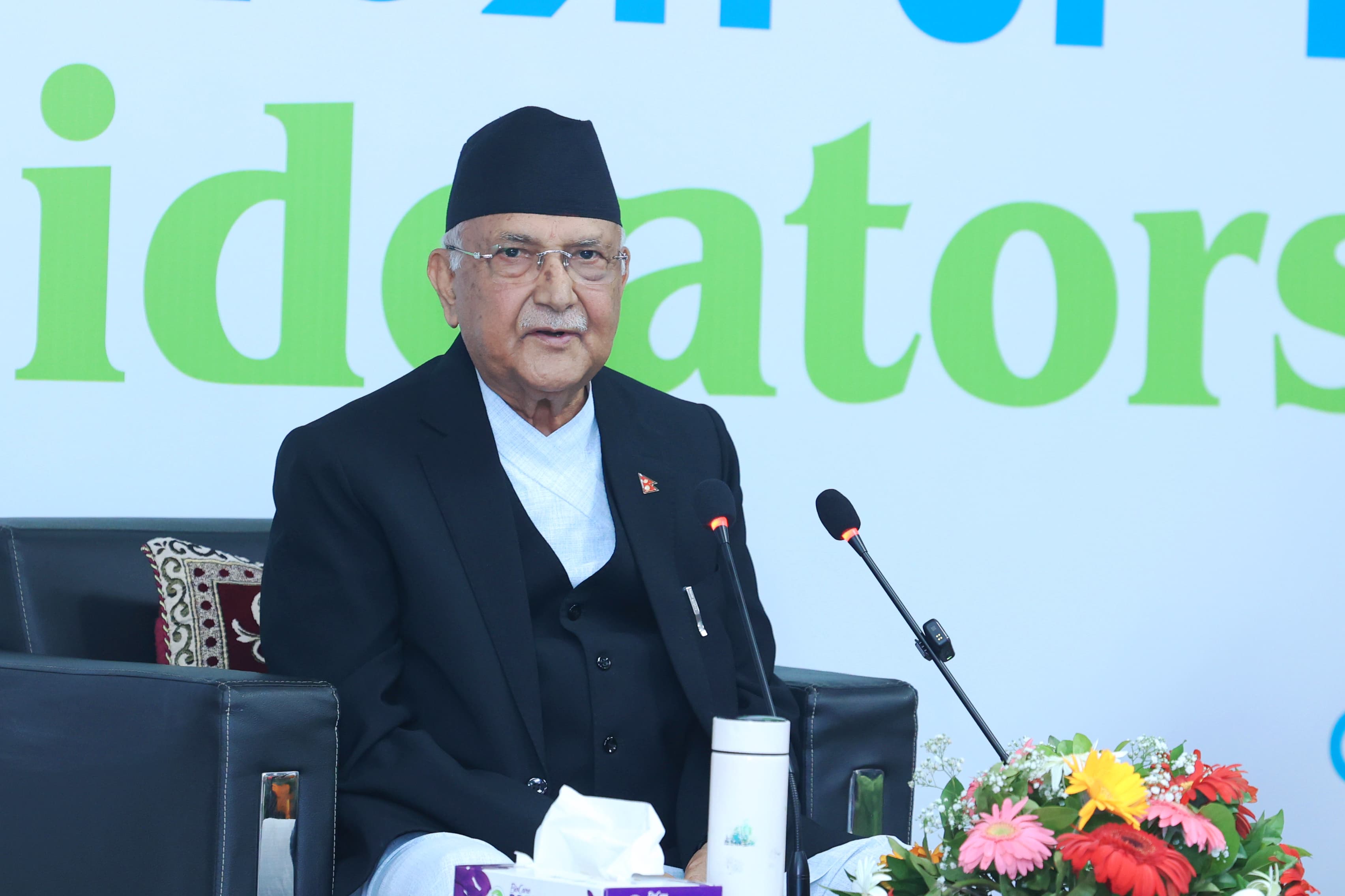 स्टार्टअपमा असफल भएकालाई प्रधानमन्त्री ओलीको टिप्स- ६० लिटर दूध दिने गाई पाल्नुस्